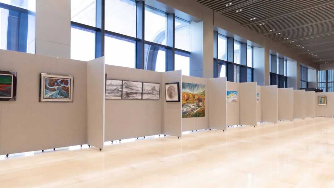 【冬季展讯】青岛国际会议中心——易象美学·艺术交流展今日启幕 图片